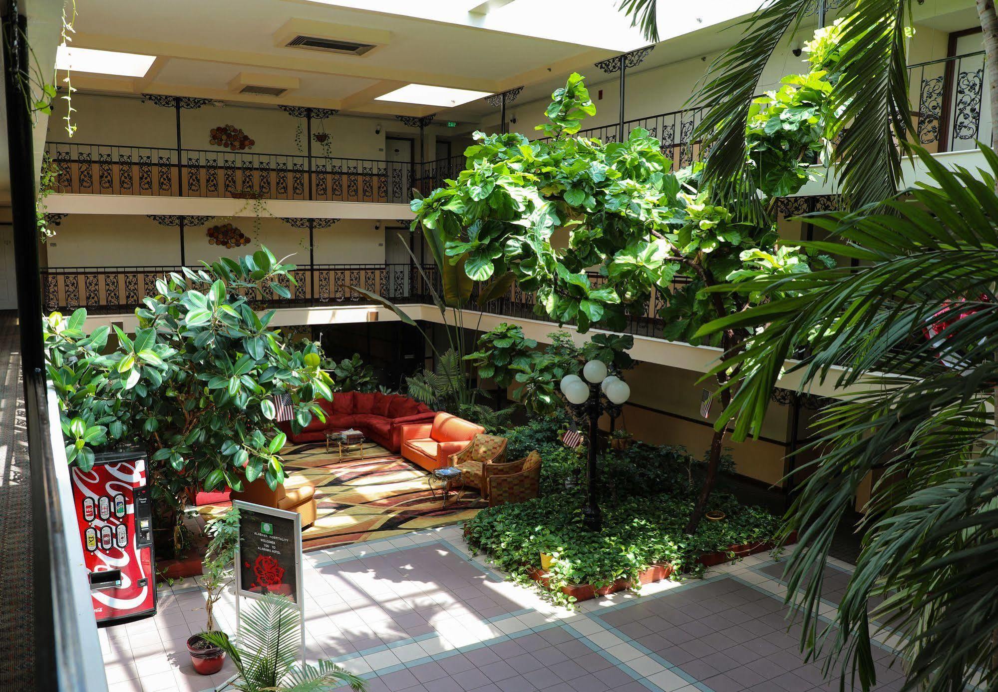 Baymont By Wyndham Montgomery Al Ngoại thất bức ảnh